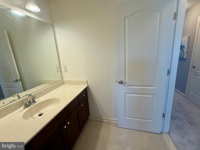 Building Photo - 33339 Lone Cedar Landing