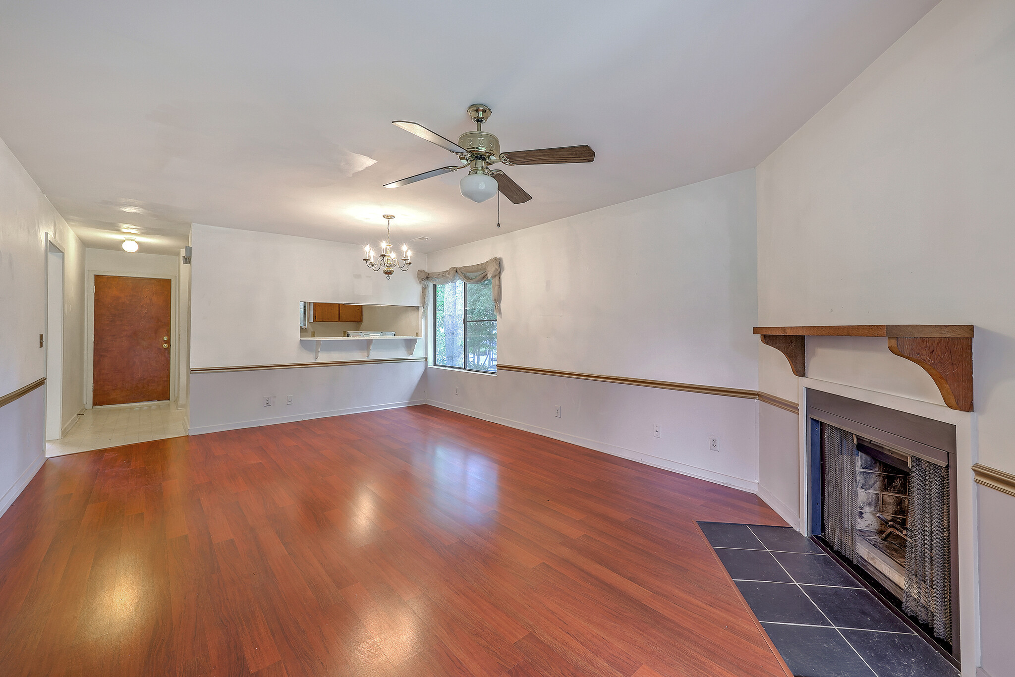 Building Photo - 2736 Jobee Dr