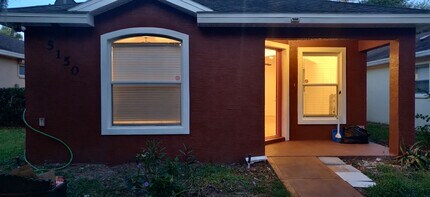 Building Photo - 3 bedroom 2 bath