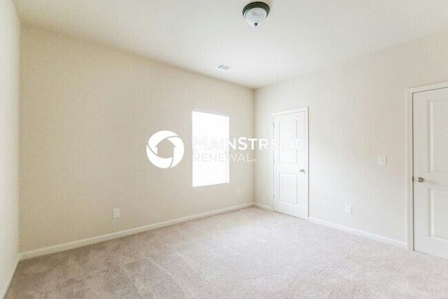 Building Photo - 4 Bedroom Pet-Friendly Home in Cartersvill...