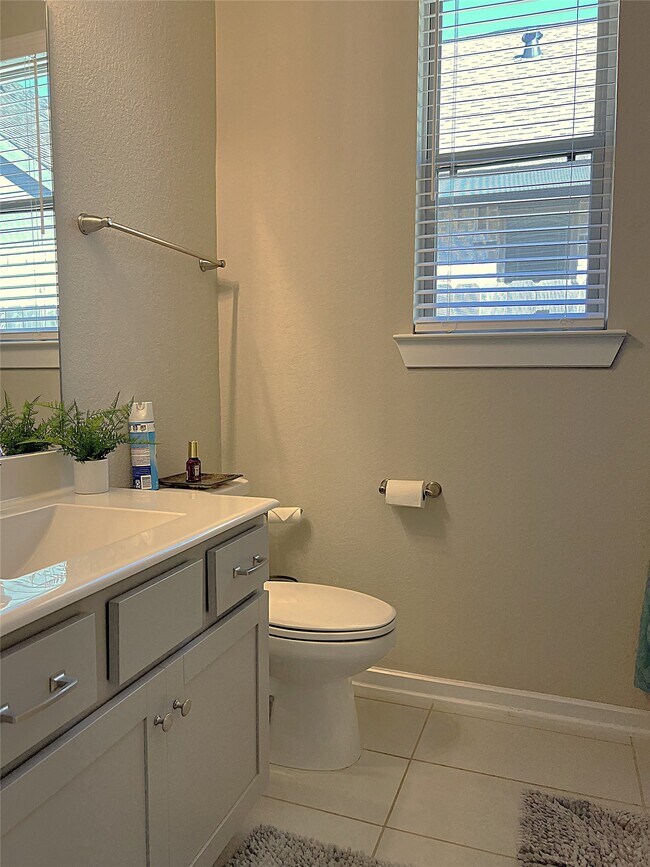 Building Photo - 16303 Tawny Emperor Dr