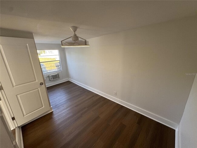 Building Photo - 333 9th Ave N