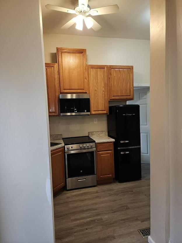 Building Photo - 3116 Hickory St