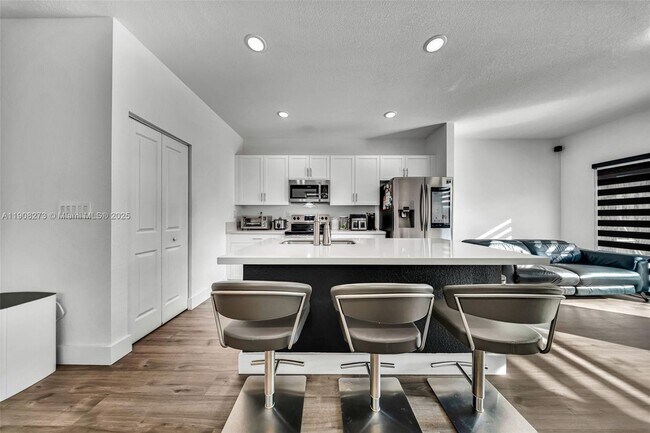 Building Photo - 24985 SW 107th Ct