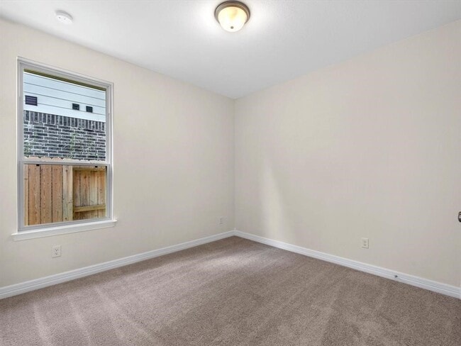 Building Photo - 4203 Chloe Ridge Ln