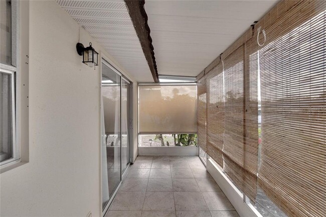 Building Photo - 202 Bedford Trail