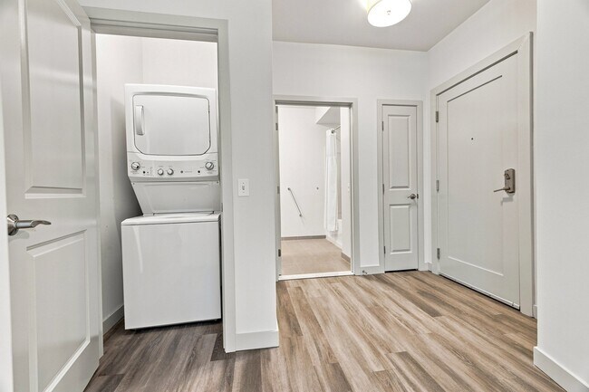 Building Photo - 99 Tremont St