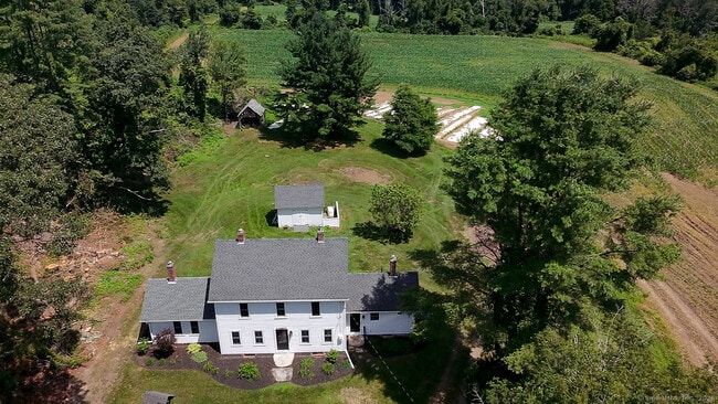Building Photo - 169 Brayman Hollow Rd