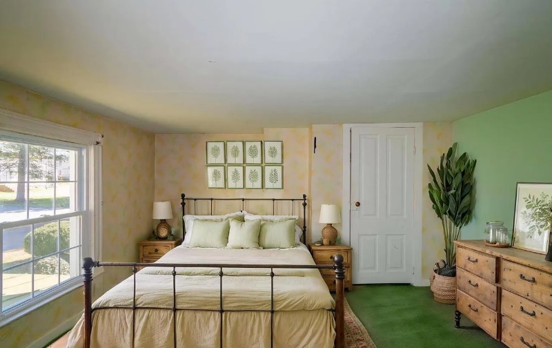 Building Photo - 23217 Village Rd