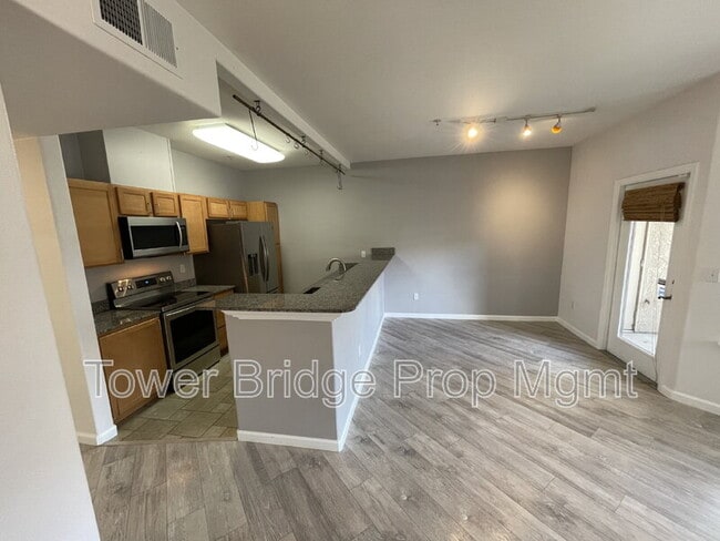 Building Photo - 4200 E Commerce Way