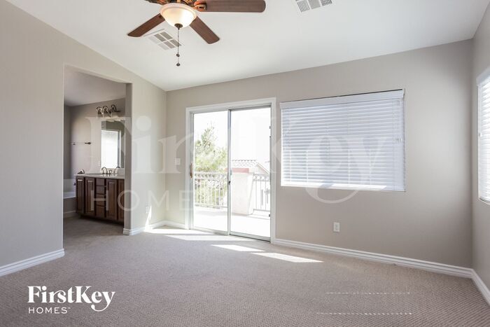 Building Photo - 7340 Chesapeake Cove St