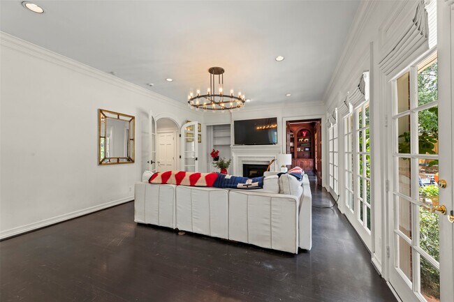 Building Photo - 5305 Fieldwood Dr