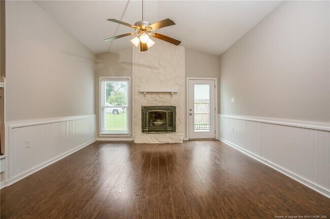 Building Photo - 4616 Pine Needle Ct