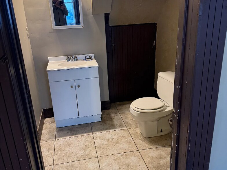 Building Photo - 4526 Decatur St