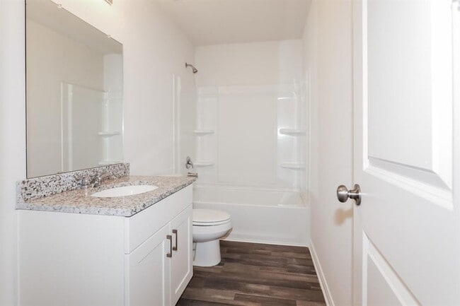 Building Photo - 15657 Briar Frst Dr