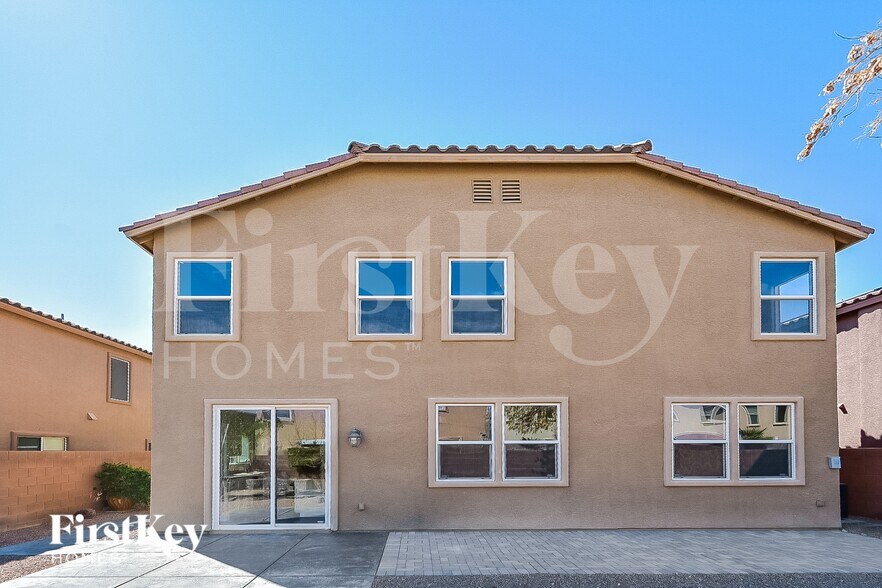 Building Photo - 6694 Wood Thrush Pl
