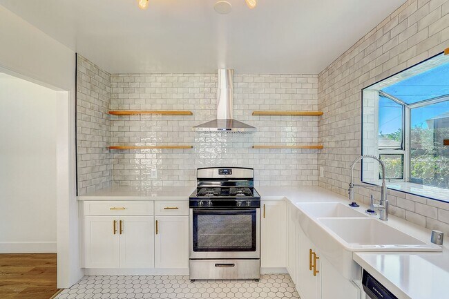 Building Photo - 2909 Cimarron St