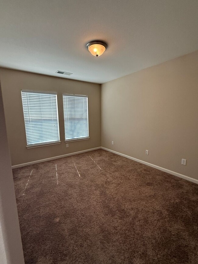 Building Photo - Charming 3 Bed / 2 Bath Single-Story Home in Reno ( off Military Rd)