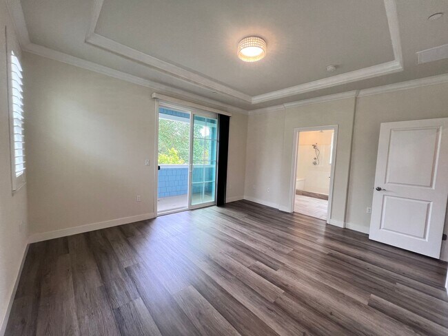 Building Photo - STUNNING 4BD/2.5BA TOWNHOUSE IN WALNUT CREEK!!!