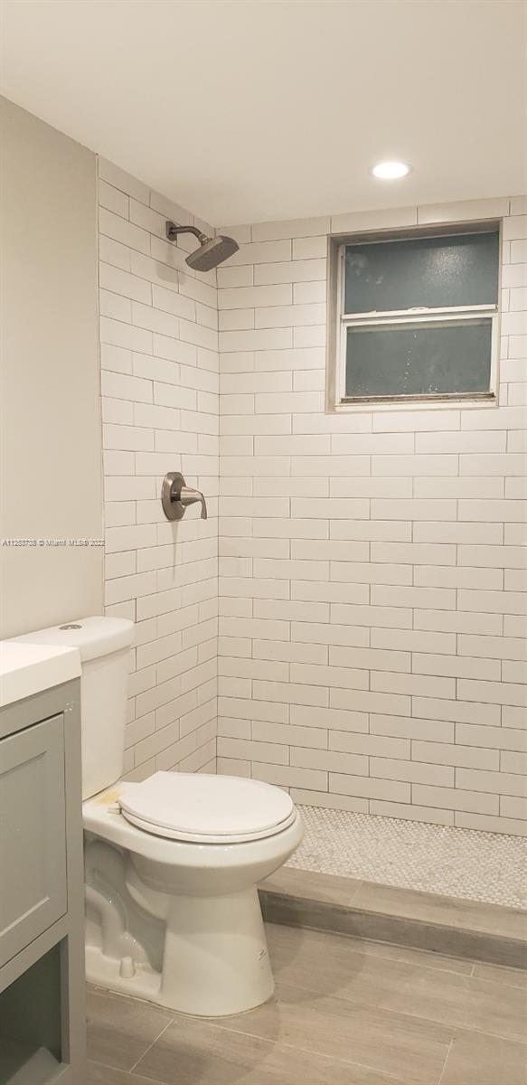 Building Photo - 200 Galen Dr