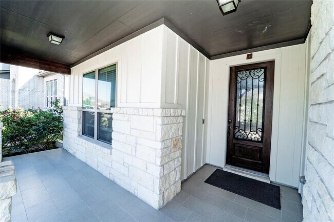 Building Photo - 20813 Carries Ranch Rd