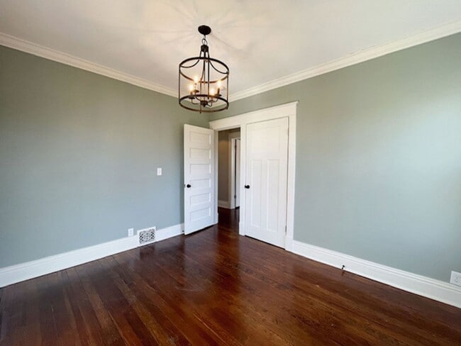 Building Photo - 1124 N 26th St