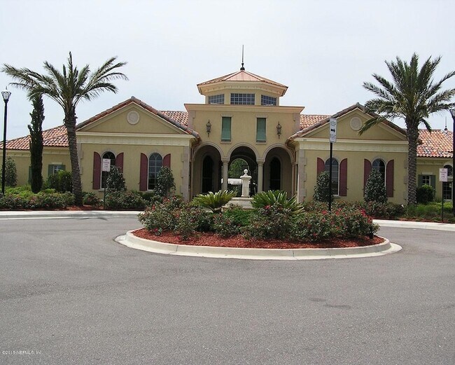 Building Photo - 258 Porta Rosa Circle