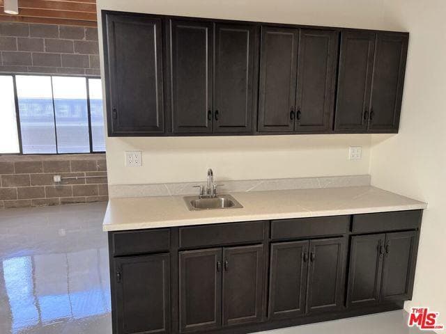 Building Photo - 3751 S Robertson Blvd