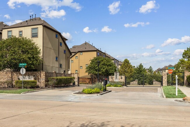 Building Photo - 12247 Oxford Cres Cir