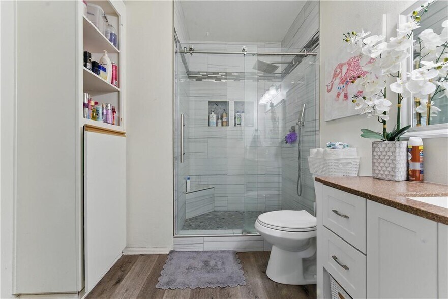 Building Photo - 27645 Susan Beth Way