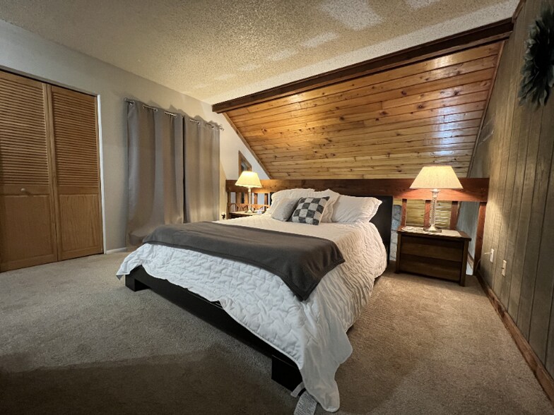 Building Photo - 13623 E Yale Ave