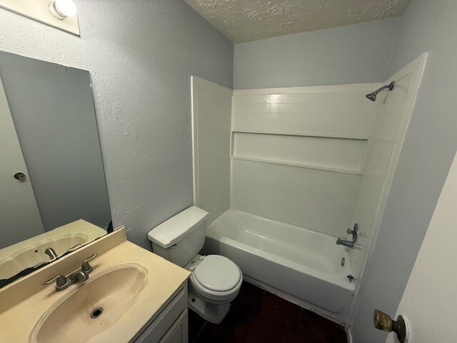 Building Photo - 5404 Rivergate Dr