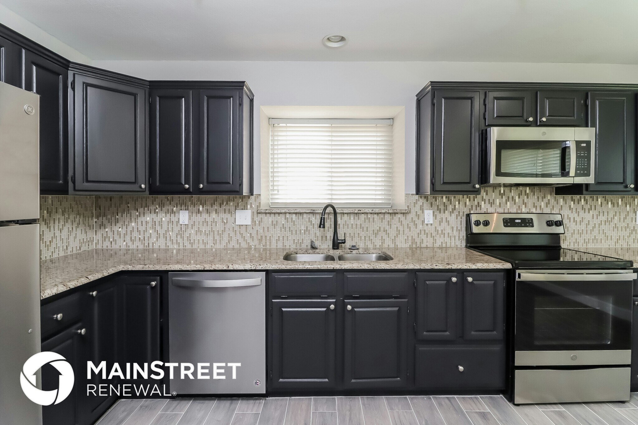 Building Photo - 4003 Bradley Ln