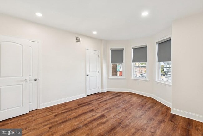 Building Photo - 2348 E Allegheny Ave