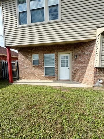 Building Photo - 835 Rockett Ln