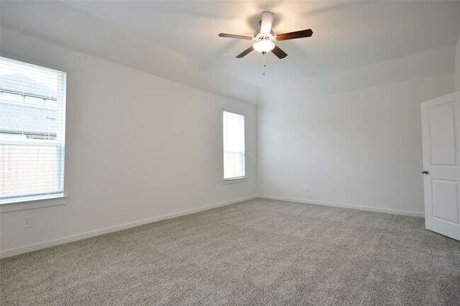 Building Photo - 4116 Sterling Spgs