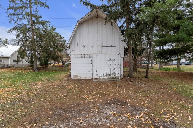 Building Photo - 56733 Grand River Ave