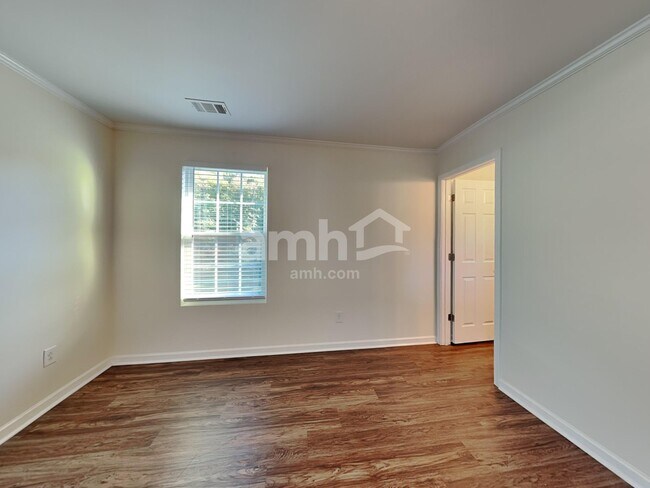 Building Photo - 1861 Cottage Grove Way