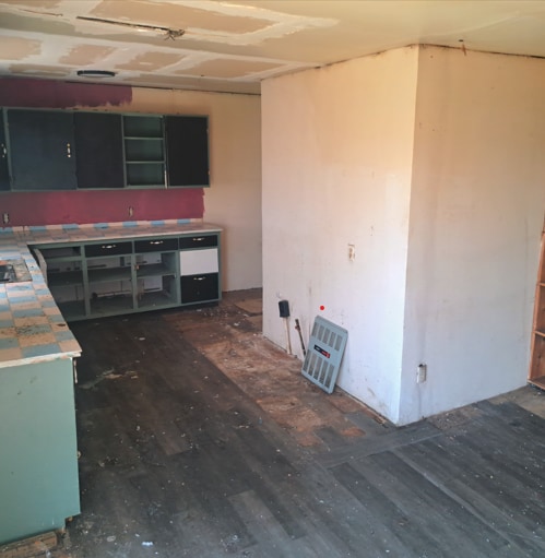 Building Photo - 2502 Lakeview Ave