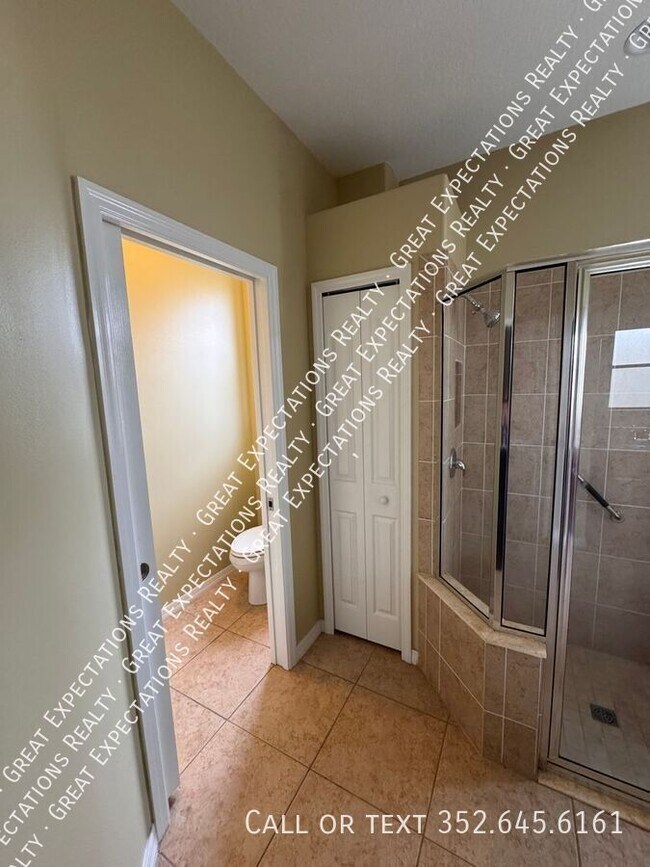 Building Photo - 16282 SW 15th Ct