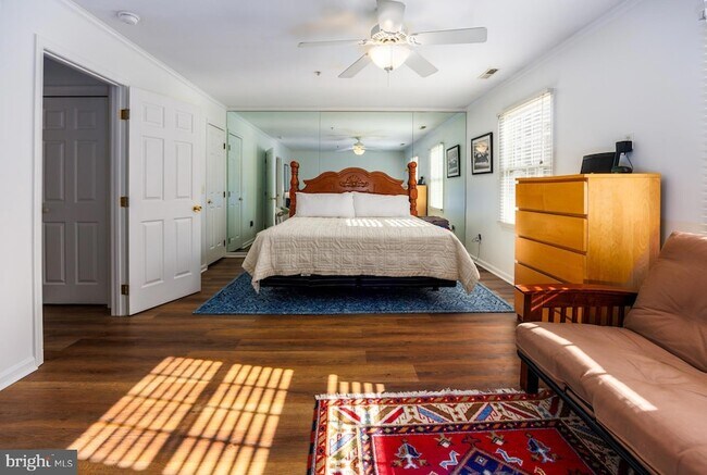 Building Photo - 7410 Tour Dr