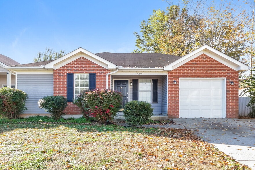 Primary Photo - 4104 Pepperwood Dr