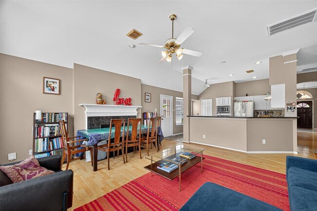 Building Photo - 14015 Loch Creek Ct
