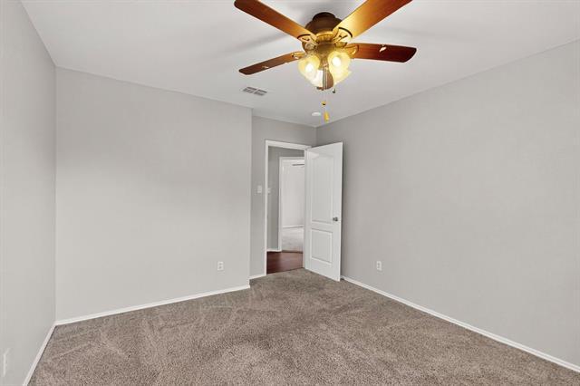 Building Photo - 1115 Buckingham Dr