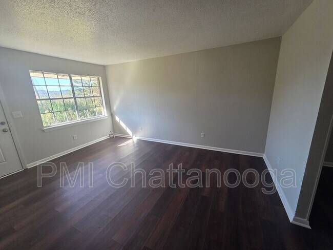 Building Photo - 645 Bandy Ln