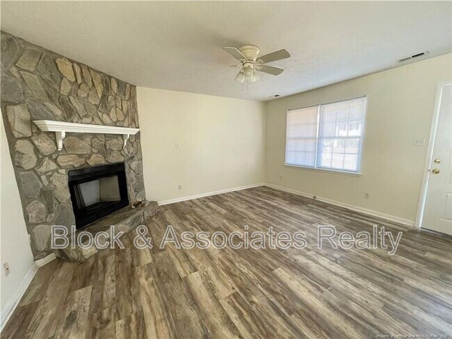 Building Photo - 7895 Burwell Dr