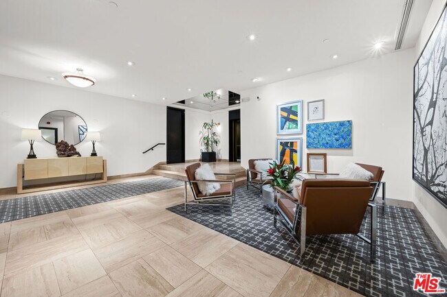 Building Photo - 268 S Lasky Dr