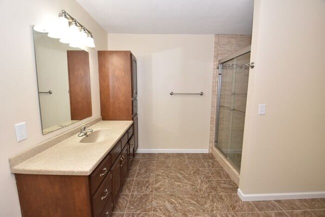 Building Photo - 3 bedroom in Granger in PHM school district