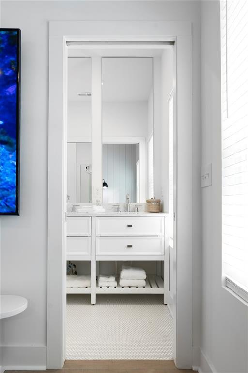 Building Photo - 217 Arnold Mill Rd