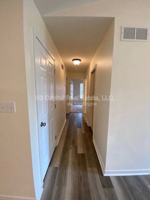 Building Photo - 55 Crimson Ct